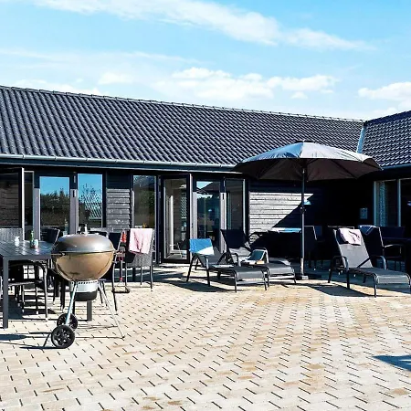 Holiday home Luxury Retreat By The Sea - By Traum
