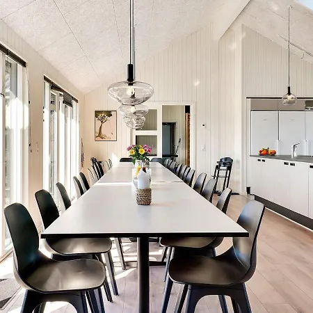 Luxury Retreat By The Sea - By Traum Holiday home *