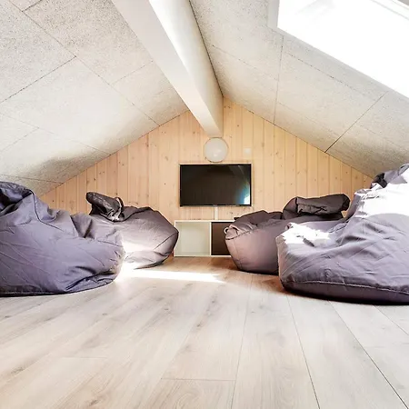 Luxury Retreat By The Sea - By Traum Holiday home Sarup